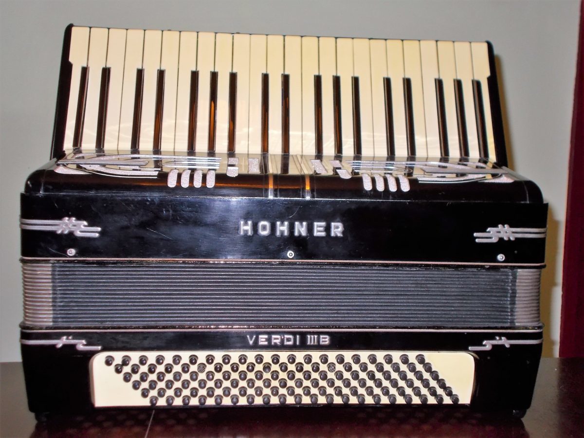 Kaufmann Endre Hohner harmonikája