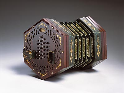 A harmonika világnapja