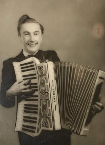 1937